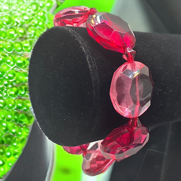 Large Pink Glass Crystal Stretch 7 Inch Bracelet! - Picture 1 of 8